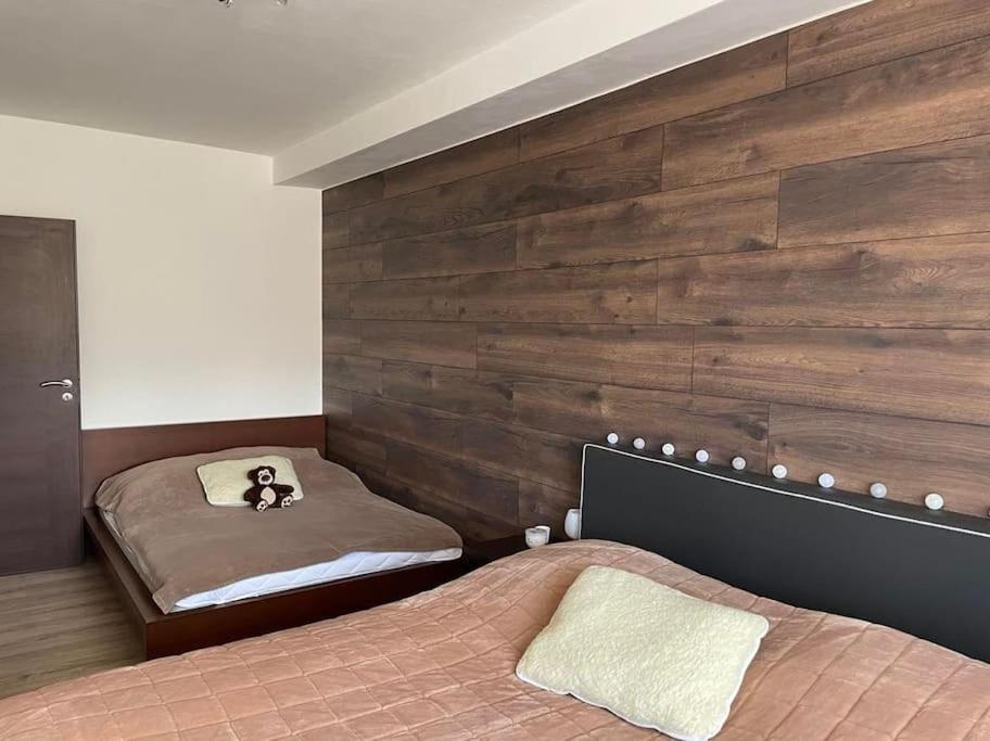 Apartman S Nadhernym Vyhladom Na Tatry Velky Slavkov Luaran gambar